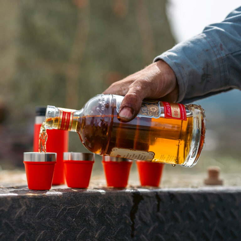 230098_PDP_overview_Product_Shotglass_Red_Lifestyle